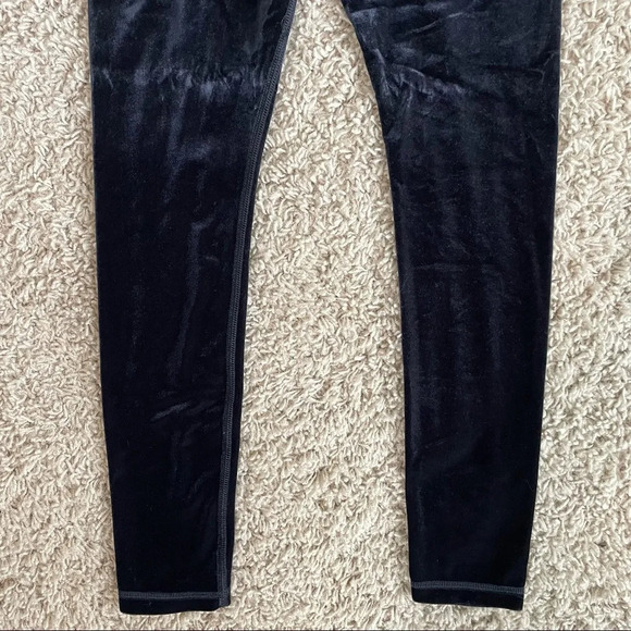 Athleta Elation Ultra High Rise Tight in Velvet Size Small - Picture 10 of 13